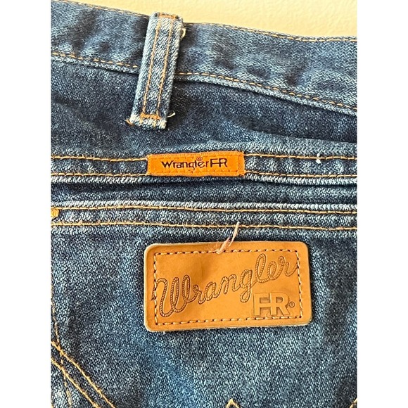 Wrangler Fire Resistant Regular Fit Jeans, Men's 35x36 - Picture 5 of 5